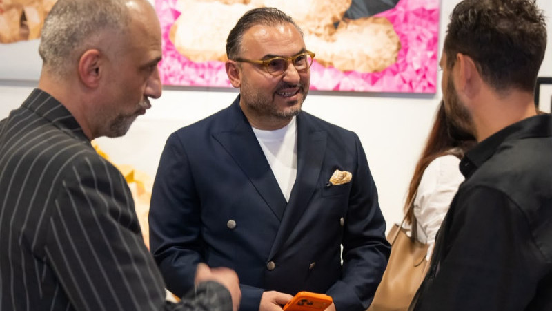 Demir ve Tıskaoğlu sergide bir araya geldi