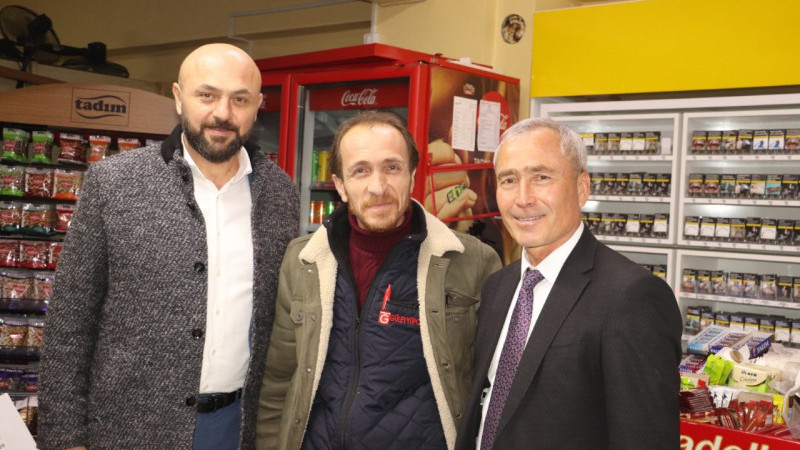 Civelek esnaflari ziyaret etti