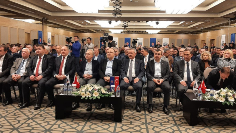 Hakan Yeşil güven tazeledi. 