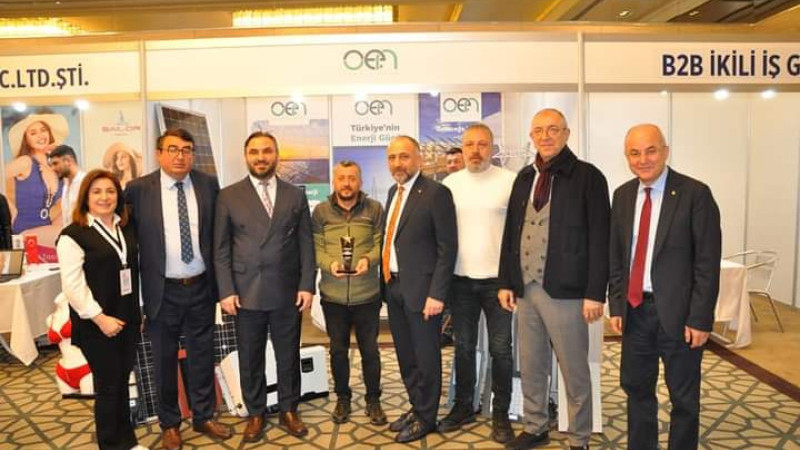 ZTSO ve ZONSİAD katılımcılara plaket verdi