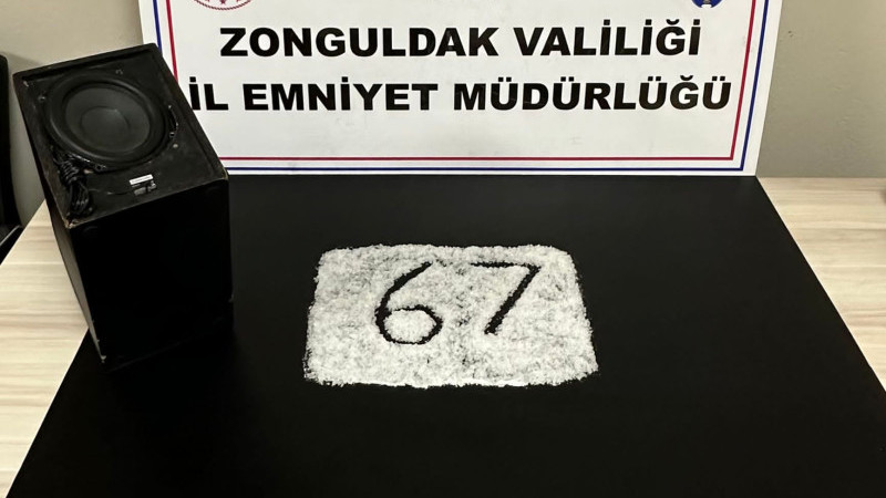 300 gram Metamfetamin ele geçirildi  