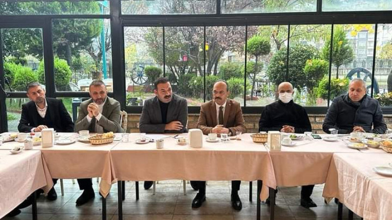 Çağlayan, Devrek aday adayları ve teşkilat ile bir araya geldi