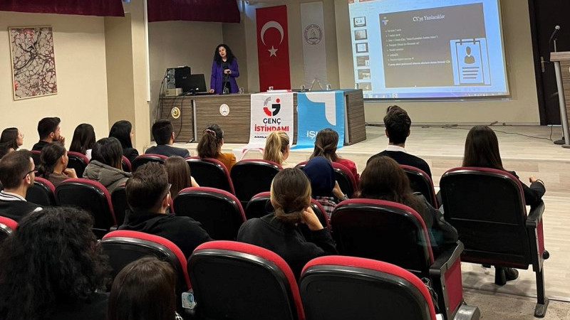 CV hazırlama teknikleri anlatıldı 