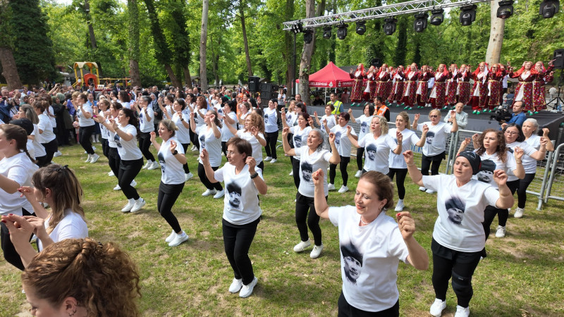 DEVREK’TE BAYRAM COŞKUSU GENÇLİK FESTİVALİYLE TAVAN YAPTI