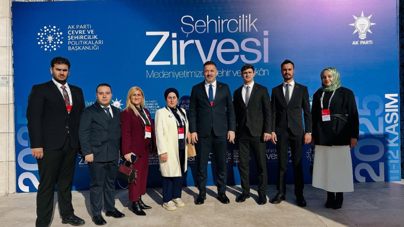 Çağlayan ve beraberindekiler Şehircilik Zirvesine katıldı 